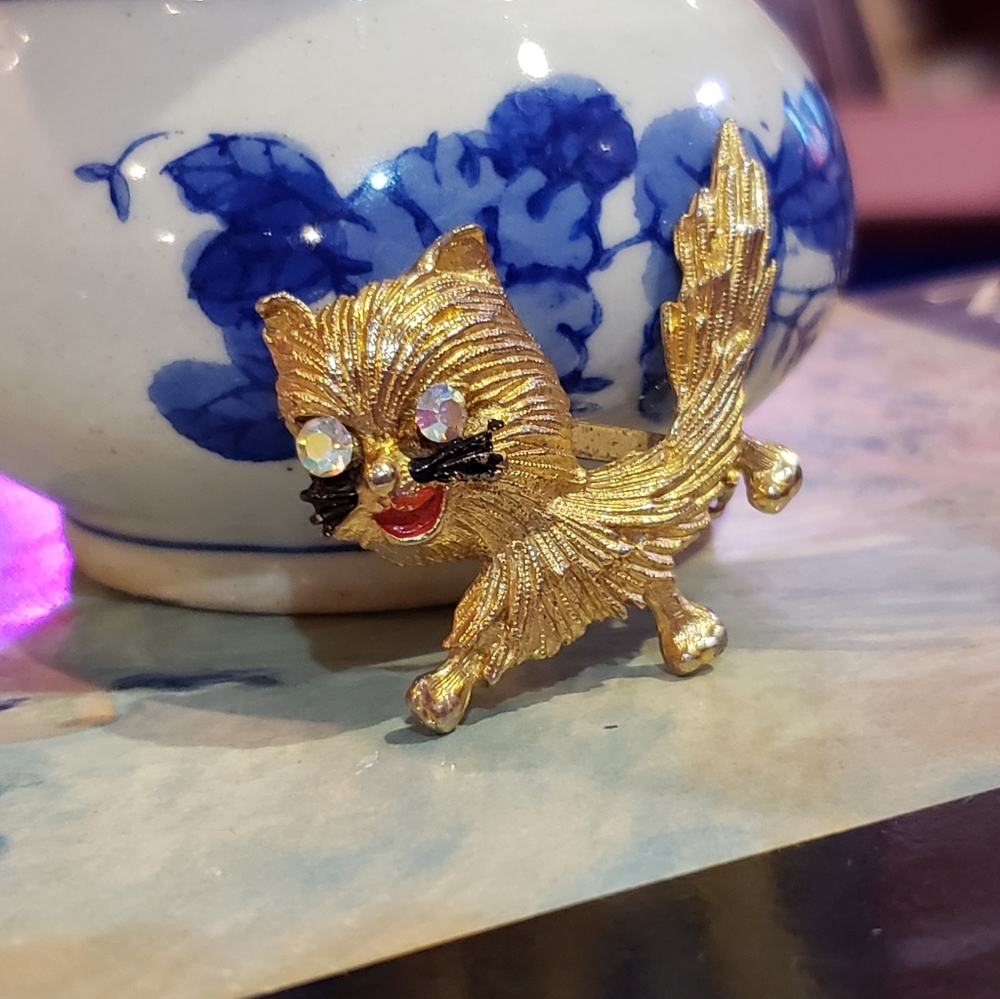 Vintage Cat Broch
